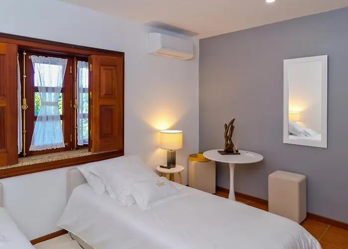 Maria Caetana Farmház Frazão